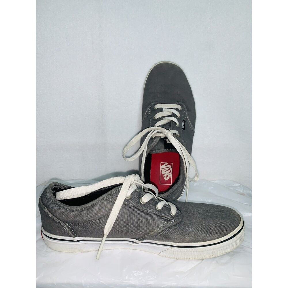 Vans Gray Classic Low Sneaker With Laces Youth Size 5 Skateboarding Boys Girls